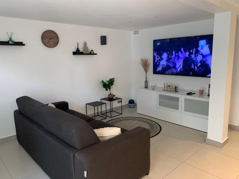 Auberge Appartement Ormesson Sur Marne / Sucy En Brie Buitenkant foto